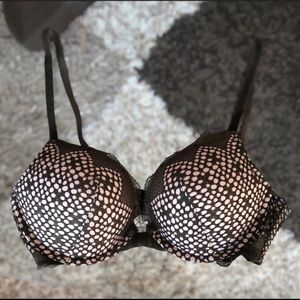 Victoria’s Secret Bombshell Bra 34B